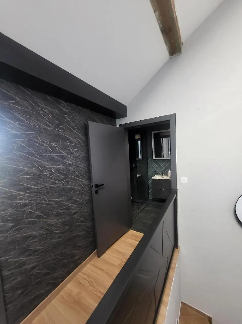 Luksusowy Apartament Z Jacuzzi Krakow Apartment
