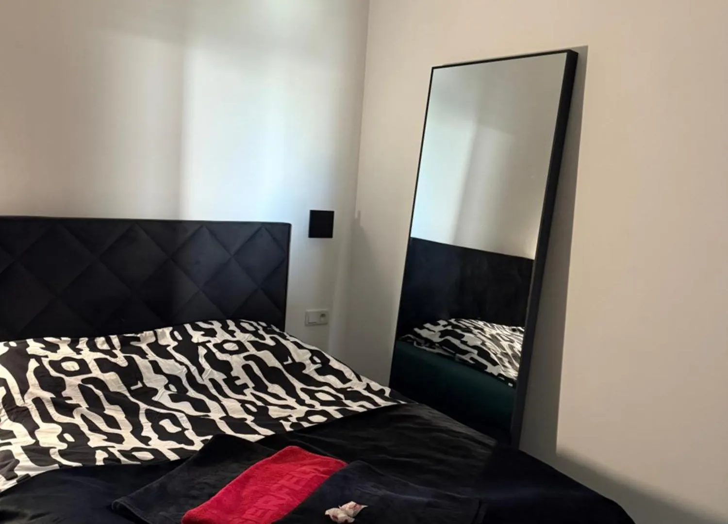 Luksusowy Apartament Z Jacuzzi クラクフ アパート
