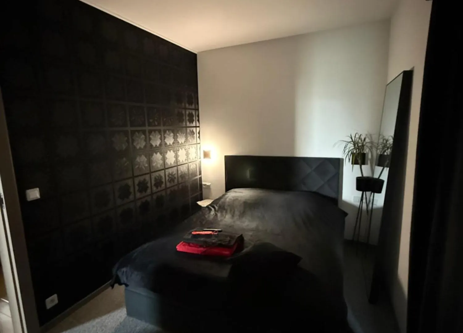 Luksusowy Apartament Z Jacuzzi クラクフ アパート